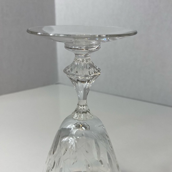 Duncan & Miller Willow Crystal Wine Glasses - Picture 8 of 9